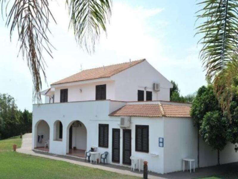 Hotel Club Santa Sabina Torre Santa Sabina Bagian luar foto