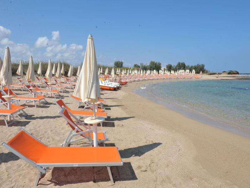 Hotel Club Santa Sabina Torre Santa Sabina Bagian luar foto