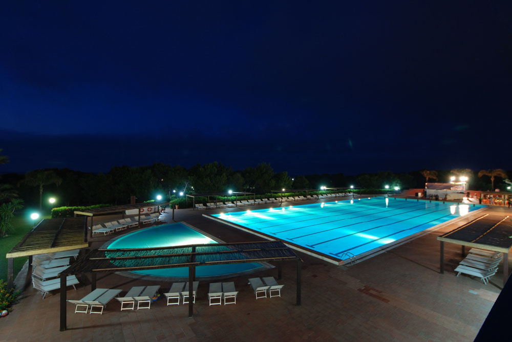 Hotel Club Santa Sabina Torre Santa Sabina Bagian luar foto